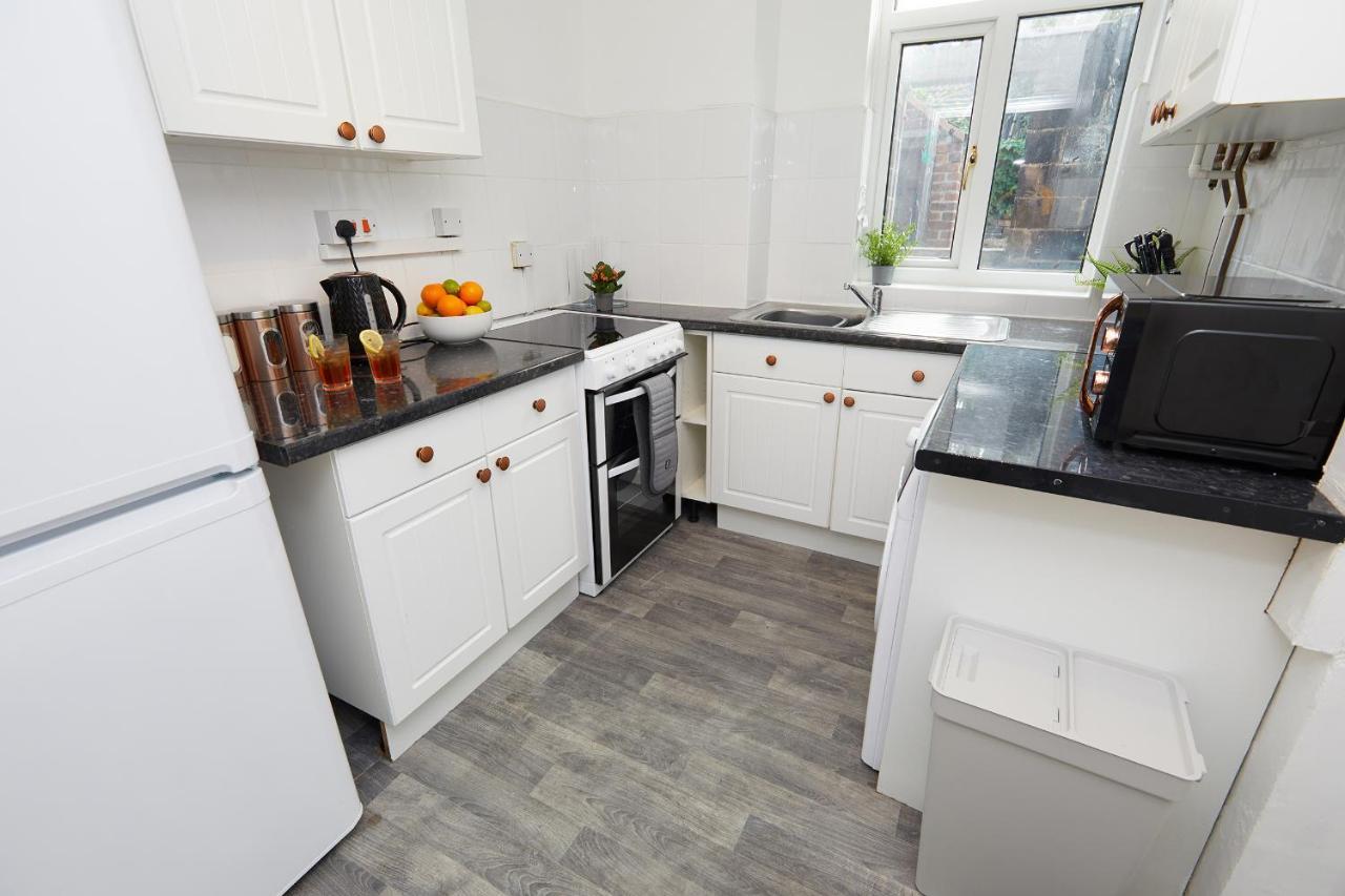 Your Sheffield Stays - Spacious 5 Bedroom House Exteriör bild