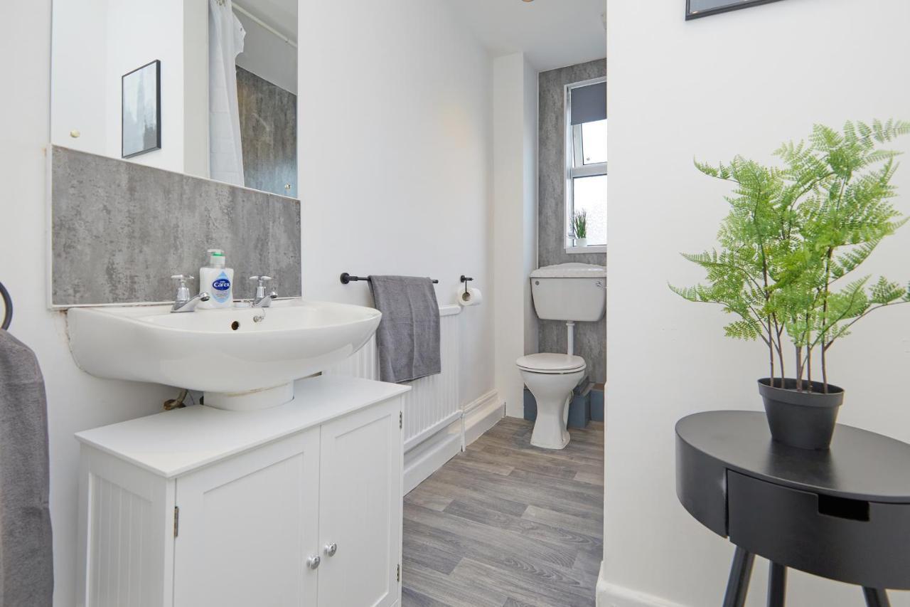 Your Sheffield Stays - Spacious 5 Bedroom House Exteriör bild